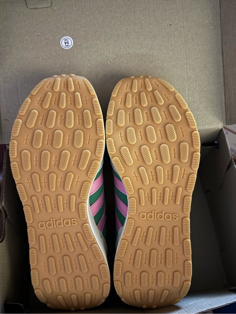 Adidas Run 60’s 4.0 RETO‼️Sz 6.5 Green and Pink Classic Low-Top Sneakers - Picture 6 of 10